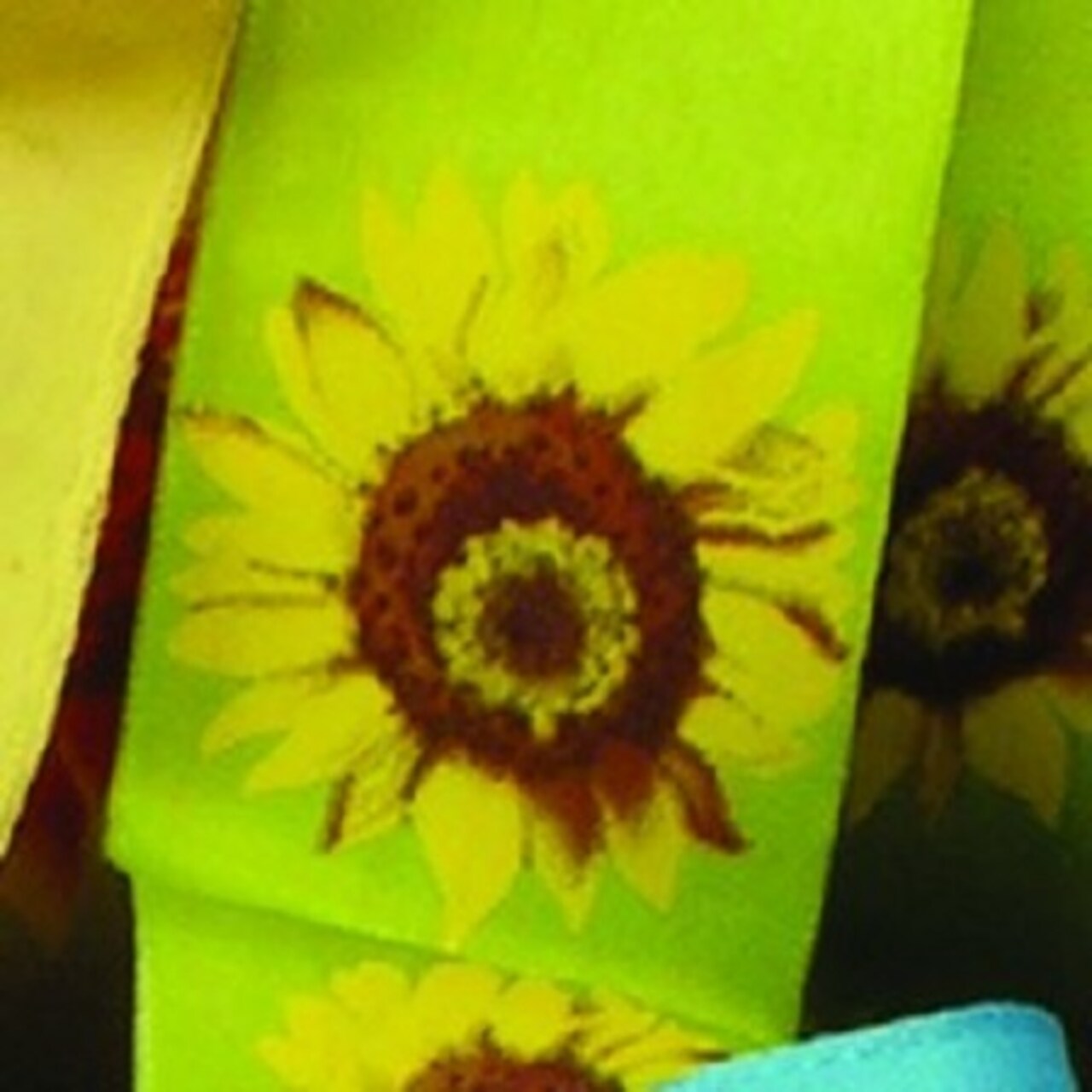 The Ribbon People Green and Yellow Sunflower Print Wired Craft Ribbon 1.5&#x22; x 27 Yards
